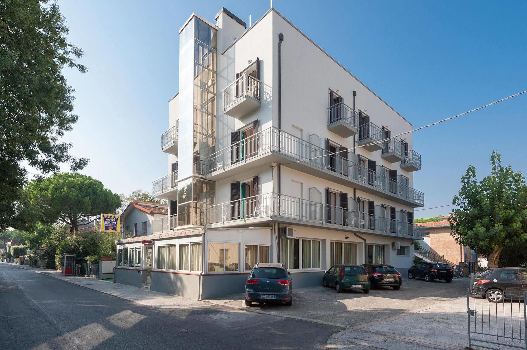 פונטה מרינה Regina Hotel E Ristorante מראה חיצוני תמונה